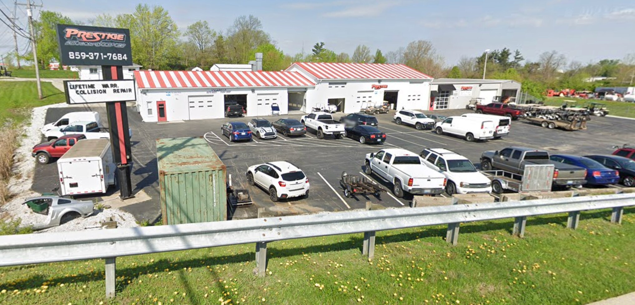 136 Shoemaker Ln, Florence, KY à vendre Photo du bâtiment- Image 1 de 4