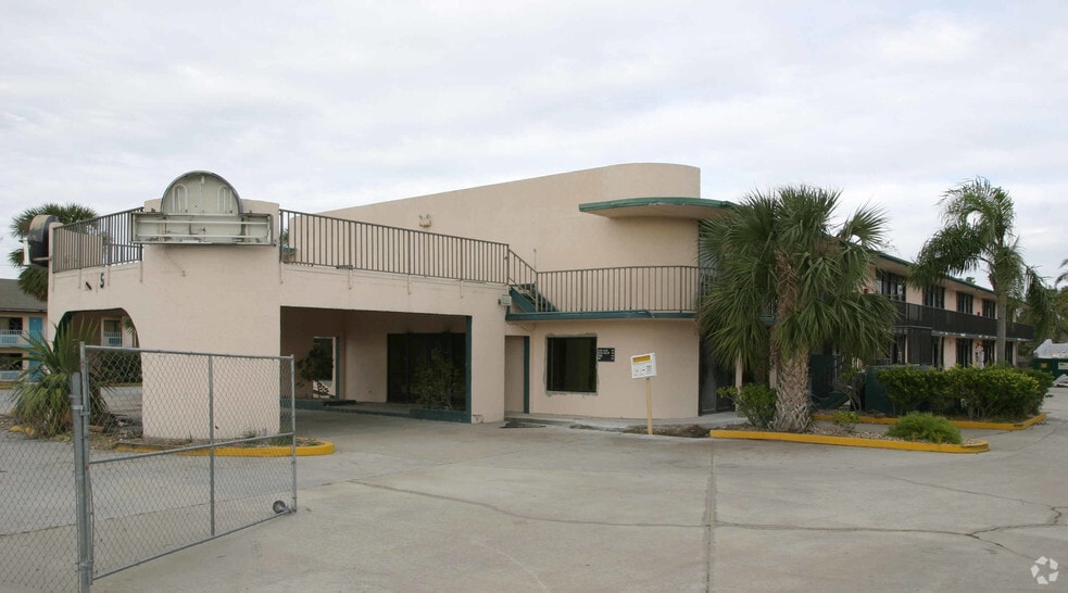 4125 W Vine St, Kissimmee, FL for sale - Building Photo - Image 2 of 12