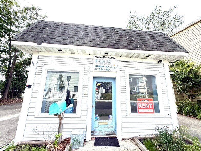 19 Mechanic St, Ramsey, NJ à louer - Photo du bâtiment - Image 2 de 12