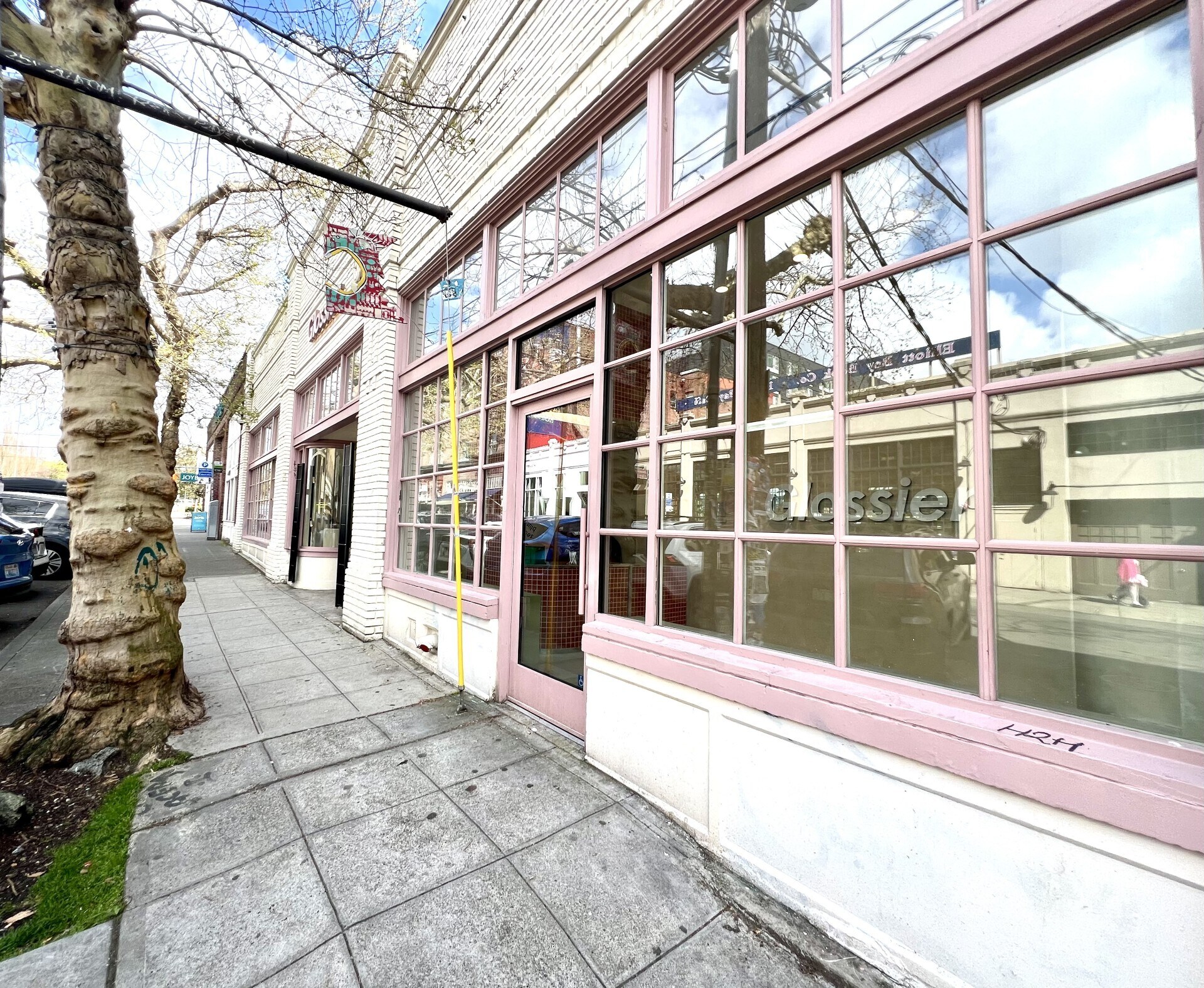 1514 10th Ave, Seattle, WA à louer Photo du bâtiment- Image 1 de 6