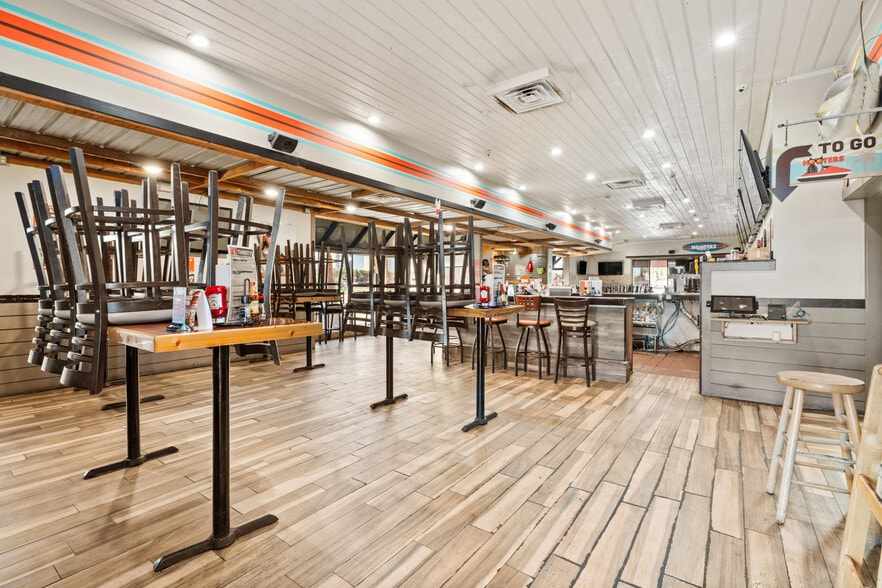 15015 Emerald Coast Pky, Destin, FL for lease - Building Photo - Image 2 of 47