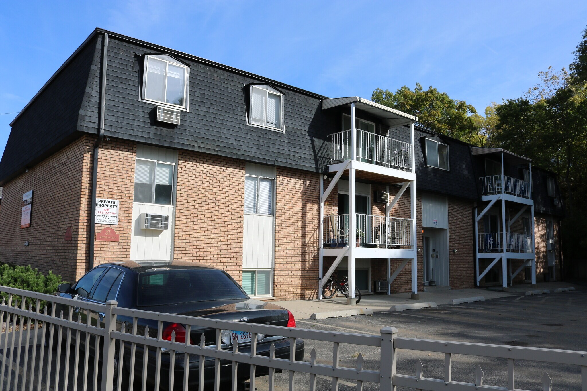 37 Nippersink Blvd, Fox Lake, IL for sale Building Photo- Image 1 of 1