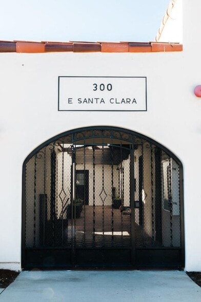 300 E Santa Clara St, Ventura, CA for lease - Building Photo - Image 3 of 29