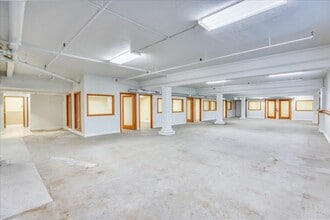 1430-1438 Elliott Ave W, Seattle, WA à louer Photo du bâtiment- Image 2 de 2