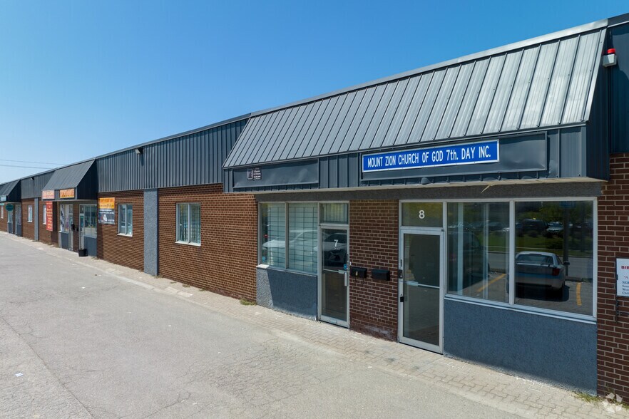 3615 Weston Rd, Toronto, ON à louer - Photo du bâtiment - Image 3 de 4