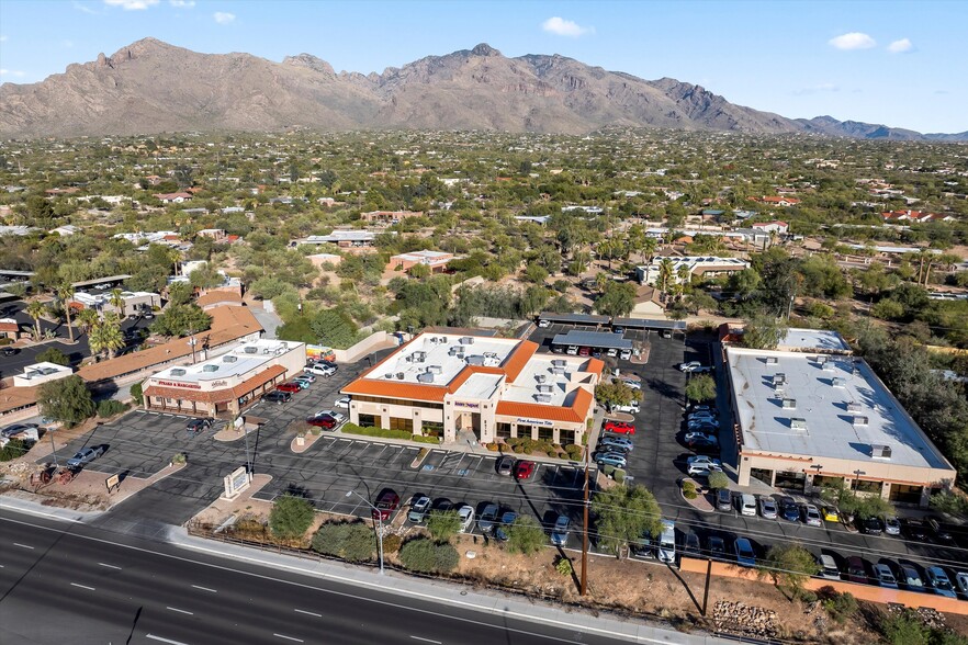 6760 N Oracle Rd, Tucson, AZ for lease - Building Photo - Image 3 of 10