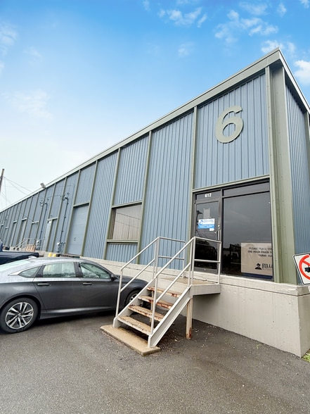 612 Parkway View Dr, Pittsburgh, PA for lease - Building Photo - Image 2 of 15