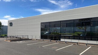 Plus de détails pour 19-21 Tanners Dr, Milton Keynes - Industriel à louer