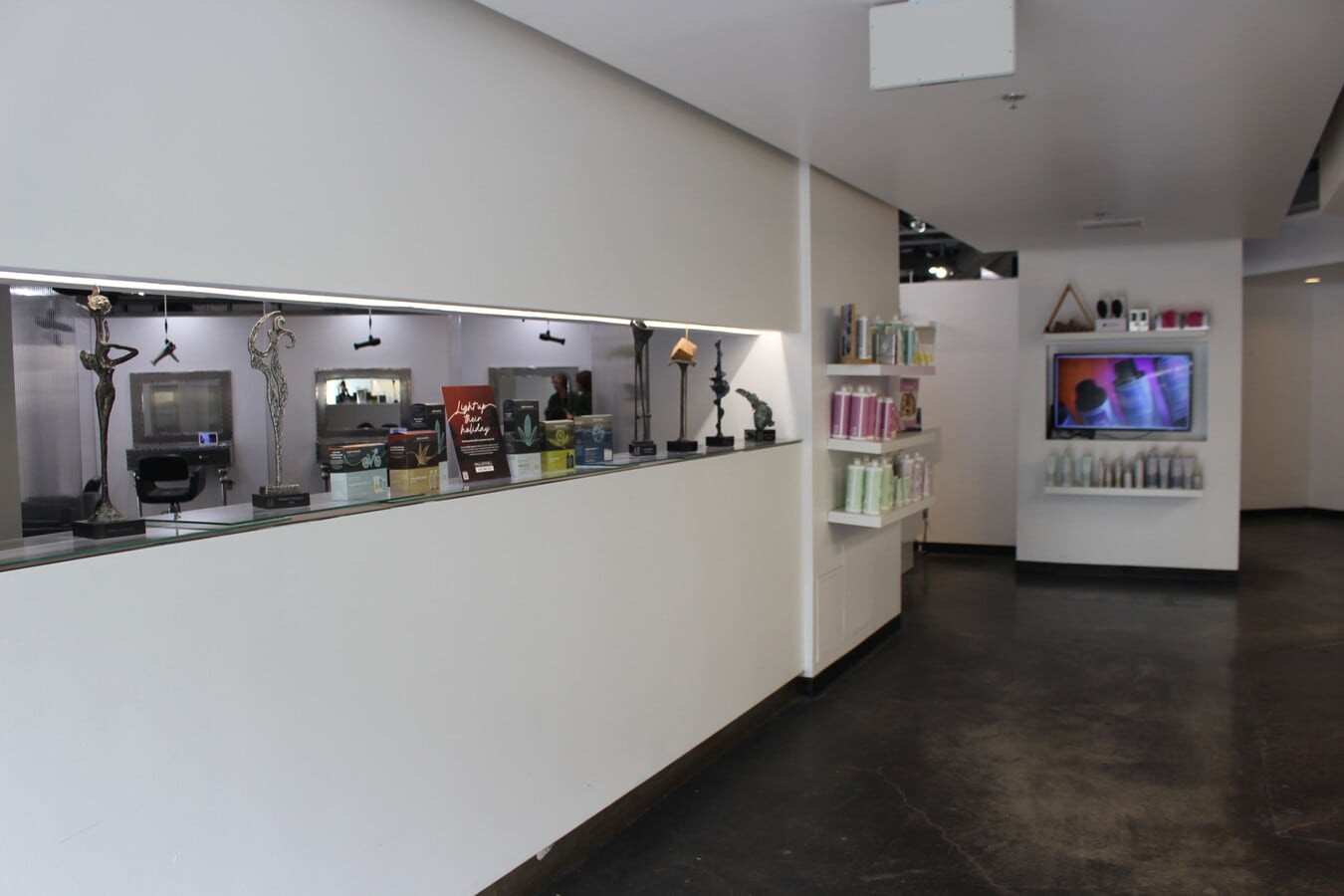 100-200 Harbor Dr, San Diego, CA 92101 - Unit 2 - - Interior Photo - Image 1 of 4