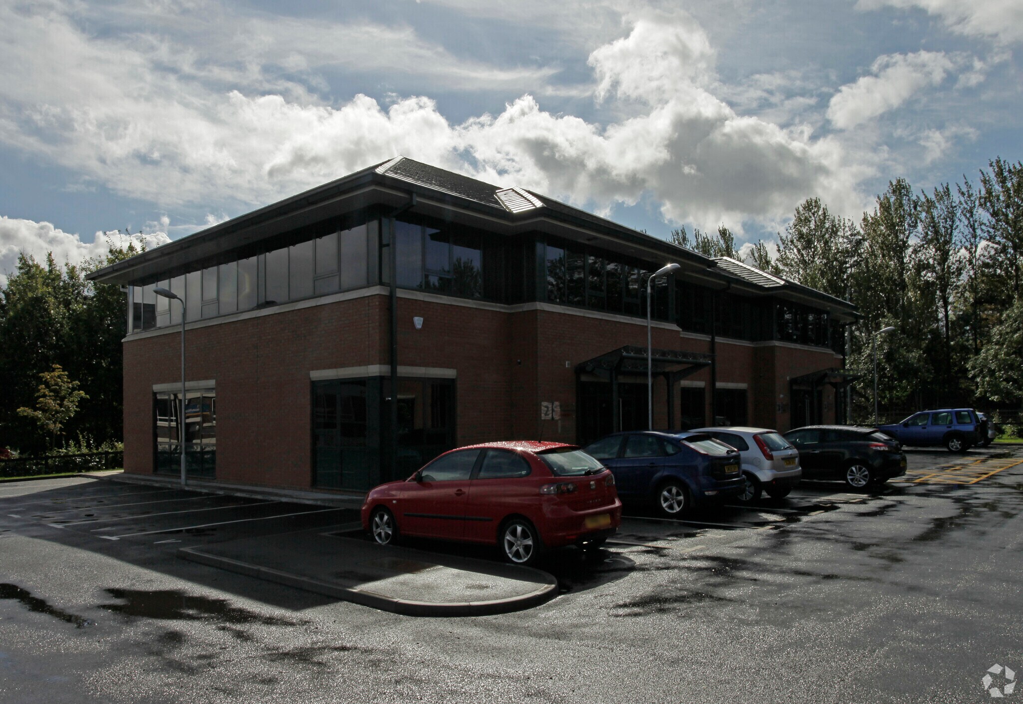 Earls Rd, Grangemouth for lease Primary Photo- Image 1 of 7