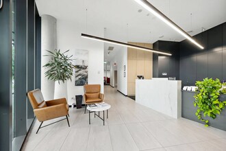 168 Parry St, Newcastle West à louer Photo intérieure- Image 2 de 19