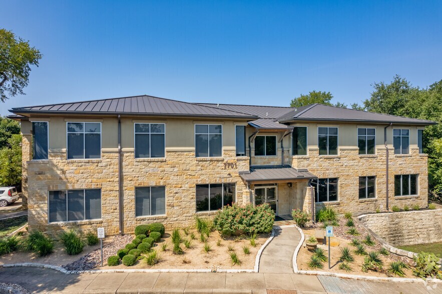7701 San Felipe Blvd, Austin, TX for sale - Building Photo - Image 1 of 32