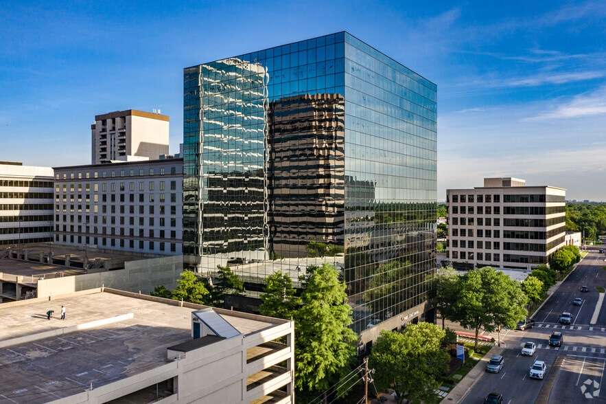 8235 Douglas Ave, Dallas, TX for lease - Primary Photo - Image 1 of 11