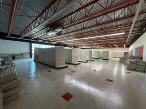 1749 S Campbell Ave, Springfield, MO à louer Photo intérieure- Image 2 de 9