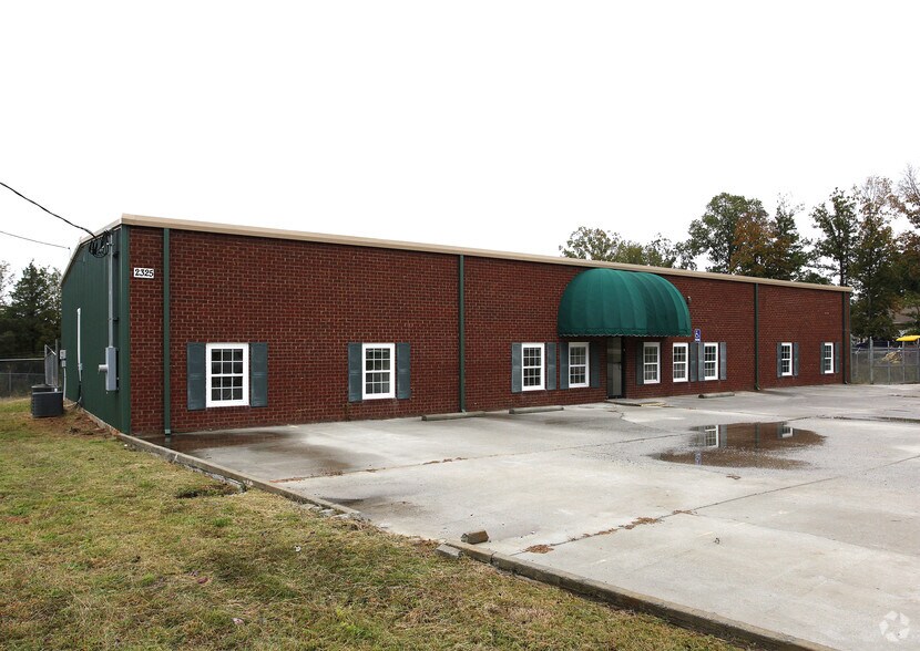 2325 Jason Industrial Pky, Winston, GA à vendre - Photo du bâtiment - Image 1 de 9