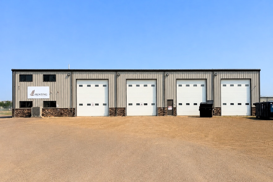 517 Well St, Williston, ND for sale - Building Photo - Image 2 of 11