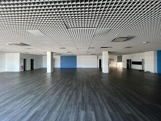 Plus de détails pour Commerce de détail à louer