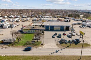 2700 Central Ave, Windsor, ON à vendre - Photo du bâtiment - Image 2 de 29