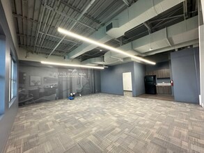 18402 US Highway 281 N, San Antonio, TX for lease Interior Photo- Image 1 of 8