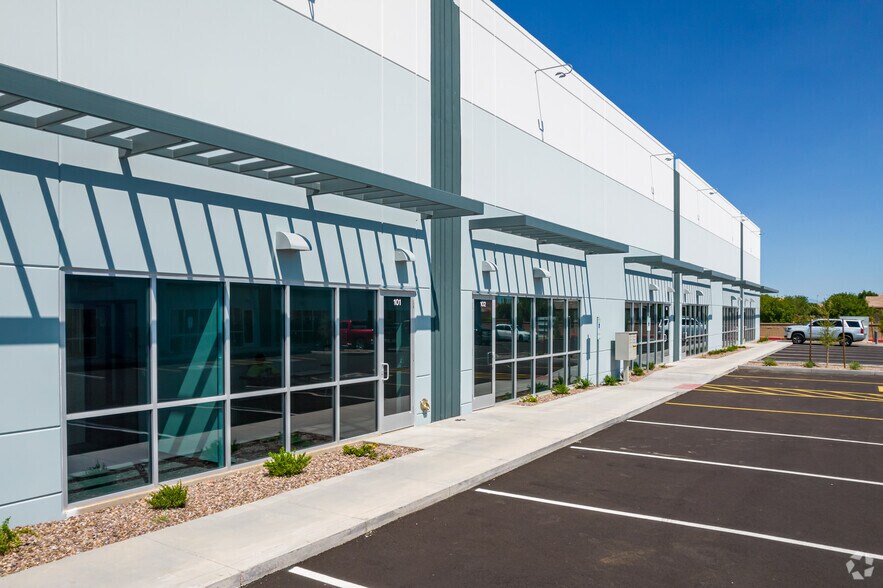 22275 S Scotland Ct, Queen Creek, AZ à louer - Photo du bâtiment - Image 3 de 6