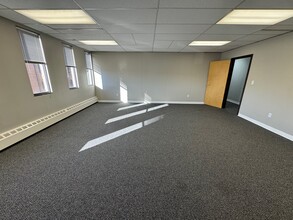 7200 E Hampden Ave, Denver, CO for lease Interior Photo- Image 2 of 3