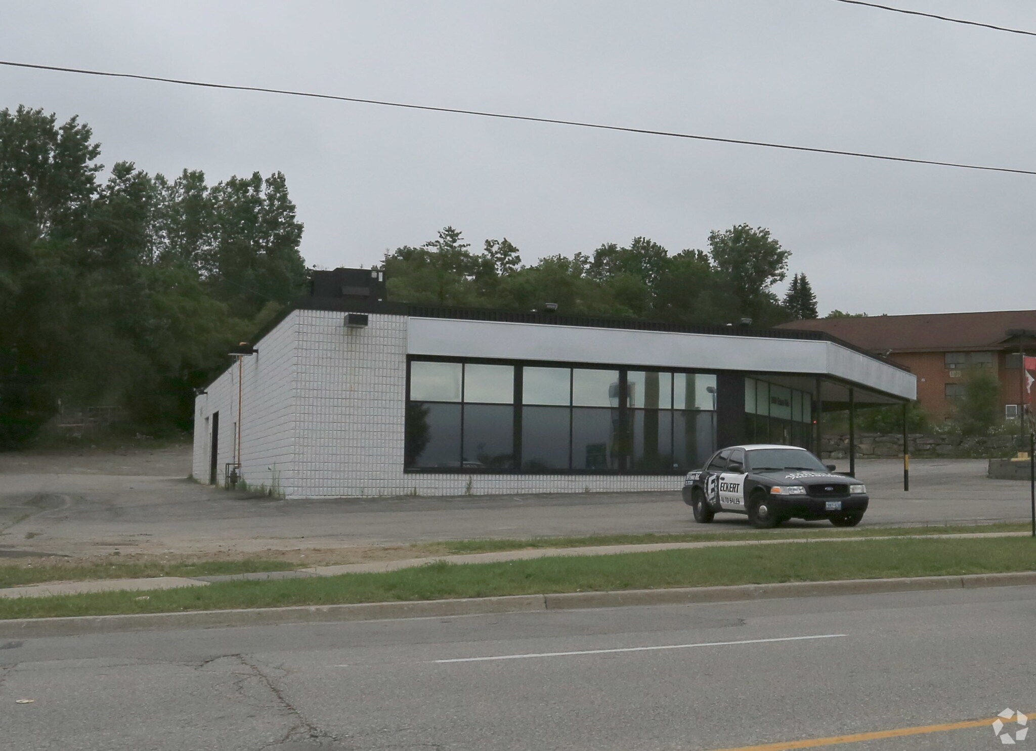 200 Essa Rd, Barrie, ON à vendre Photo principale- Image 1 de 1