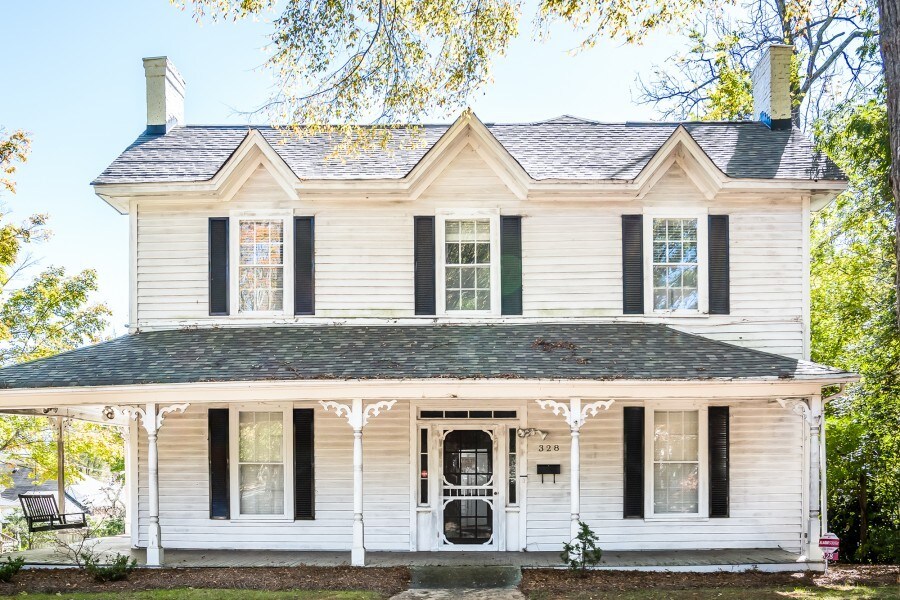 328 E Broad St, Statesville, NC for lease Building Photo- Image 1 of 3