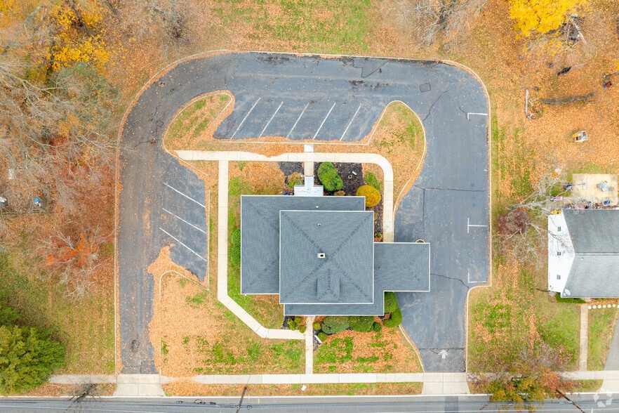 149 W Main St, Freehold, NJ à vendre - Aérien - Image 2 de 18