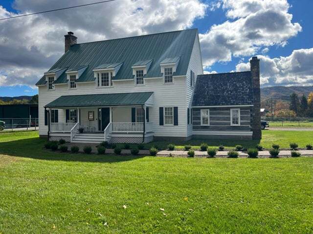 38496 Midland Trl E, Caldwell, WV à vendre Photo du bâtiment- Image 1 de 26