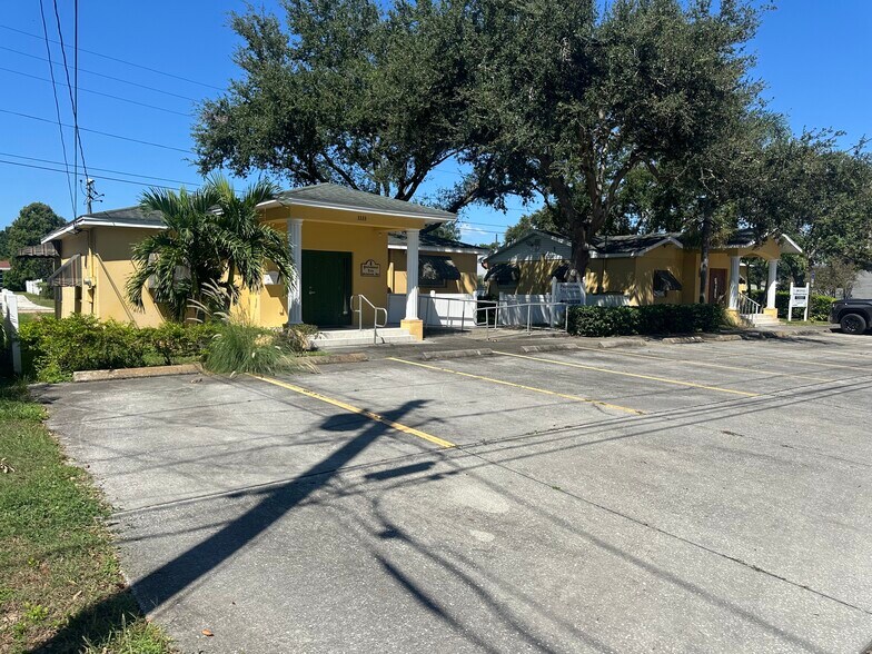 3333 49th St N, Saint Petersburg, FL à vendre - Photo du bâtiment - Image 2 de 7