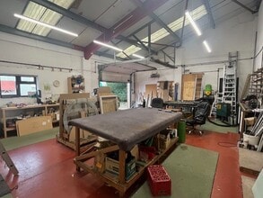 West St, Shutford for lease Interior Photo- Image 1 of 1