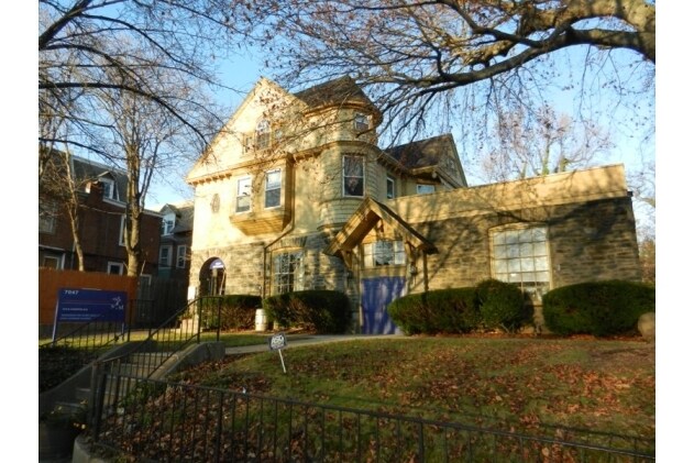 7056 Germantown Ave, Philadelphia, PA à louer - Photo du bâtiment - Image 2 de 15
