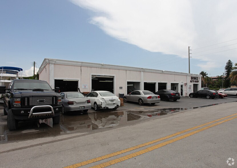 101 NW 3rd St, Boca Raton, FL à vendre - Photo du bâtiment - Image 3 de 9