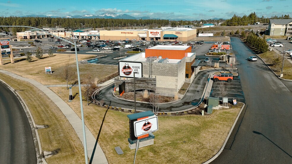 1423 W Appleway Ave, Coeur d'Alene, ID à vendre - Photo du bâtiment - Image 2 de 13