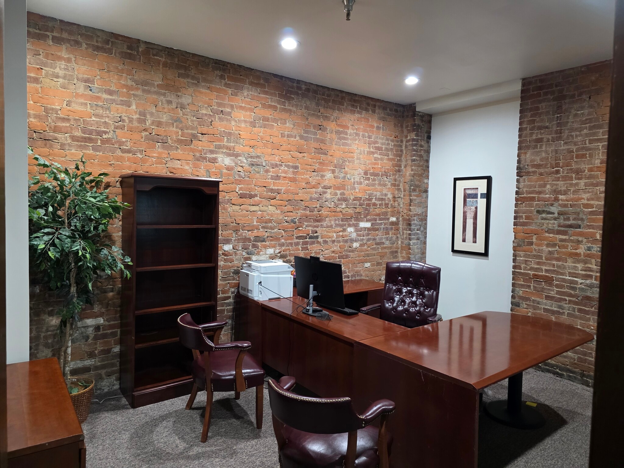 101 N 7th St, Louisville, KY for lease Interior Photo- Image 1 of 4