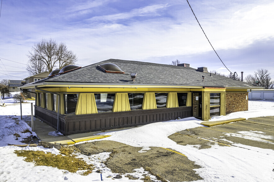 200 E Taylor St, Creston, IA for sale - Building Photo - Image 1 of 1