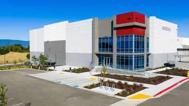 550 Piercy Rd, San Jose, CA à louer Photo intérieure- Image 2 de 11