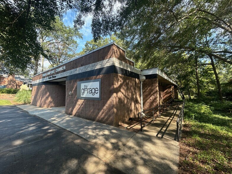 4262 Marietta St, Powder Springs, GA à vendre - Photo du bâtiment - Image 2 de 2