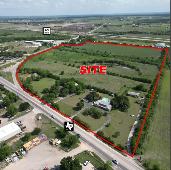 4715 FM 1327, Creedmoor, TX for sale - Primary Photo - Image 1 of 4