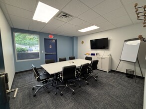 414 W Parkway St, Denton, TX for sale Interior Photo- Image 2 of 12