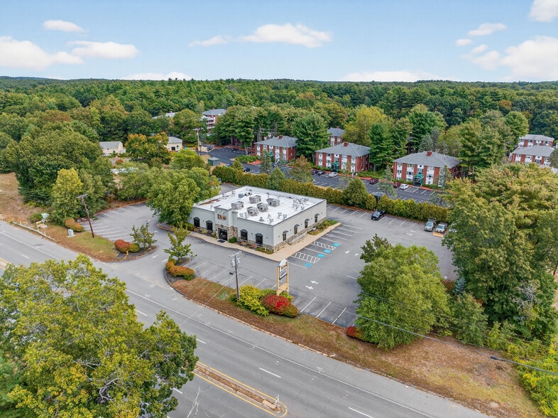 560 S Main St, Andover, MA for sale - Aerial - Image 1 of 14
