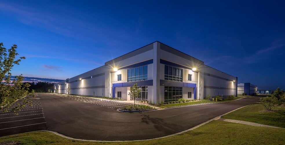 2701 Galvin Dr, Elgin, IL for lease - Building Photo - Image 2 of 6