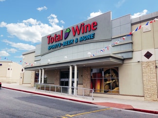 Plus de détails pour 125 NW Loop 410, San Antonio, TX - Commerce de détail à louer