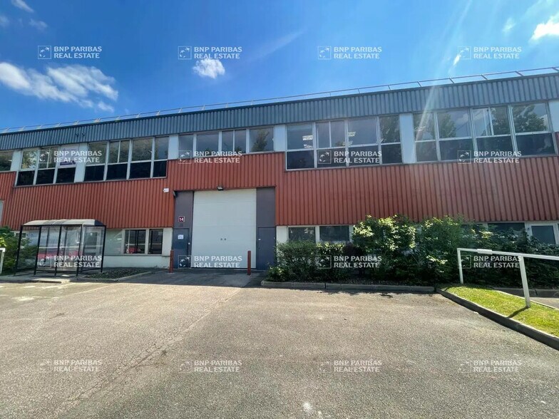 Flex dans Trappes à louer - Photo du bâtiment - Image 2 de 18