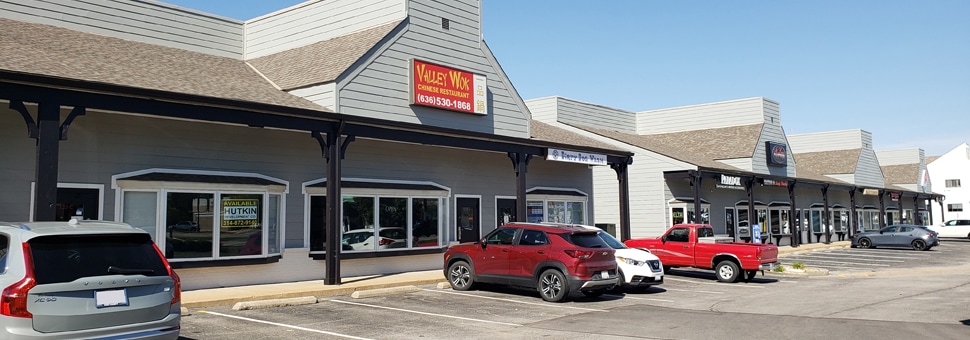 103-127 Long Rd, Chesterfield, MO for lease - Building Photo - Image 2 of 7