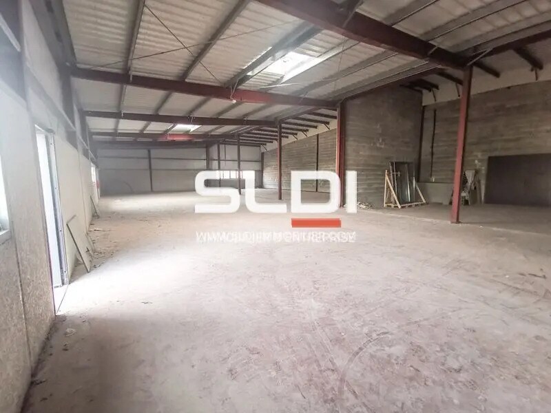 Flex in Bourgoin-Jallieu for lease Interior Photo- Image 1 of 5