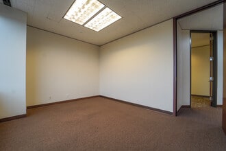 101 W Goodwin Ave, Victoria, TX for lease Interior Photo- Image 2 of 19