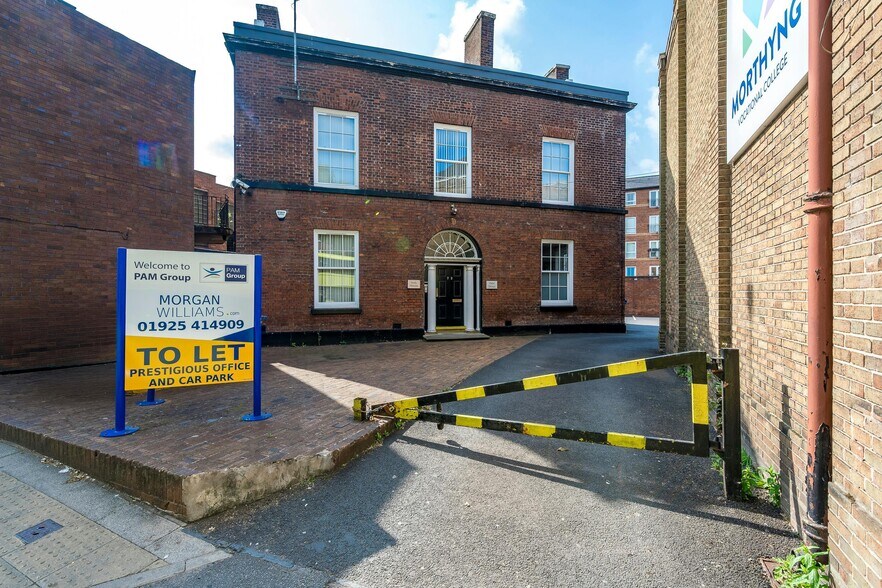 73 Sankey St, Warrington à louer - Photo du bâtiment - Image 1 de 9