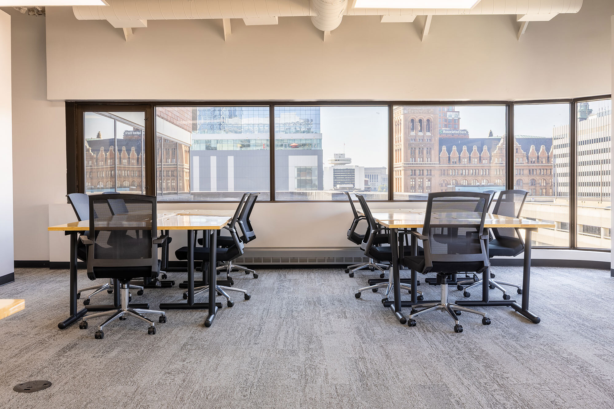 790 N Milwaukee St, Milwaukee, WI for lease Interior Photo- Image 1 of 10