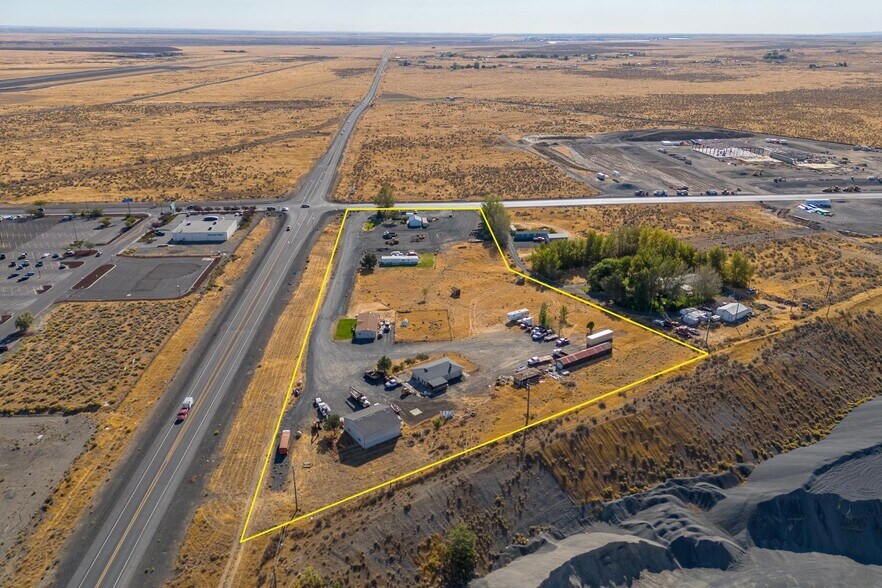 14306 Road B.3 NW, Ephrata, WA à vendre - Photo du bâtiment - Image 1 de 9